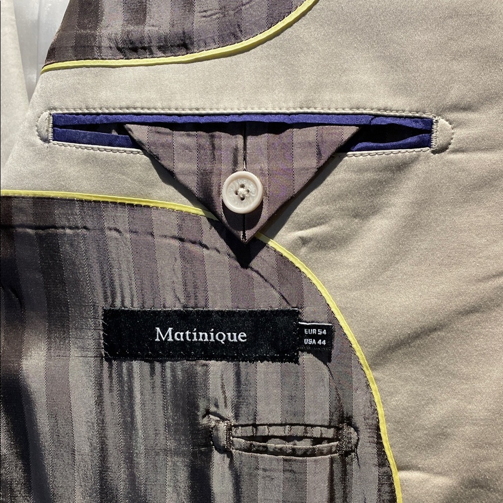 Matinique Elegant 4-Season Men's Cream Blazer - Picture 8 of 11